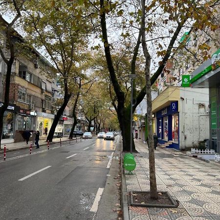 Ferienwohnung Bliri Myslym Shyri Tirana Exterior foto