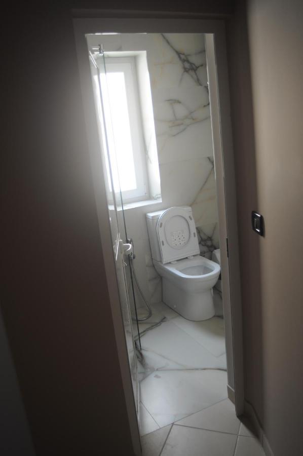 Ferienwohnung Bliri Myslym Shyri Tirana Exterior foto